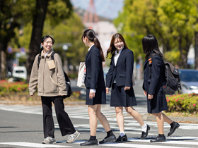 鹿児島女子短期大学 loading=