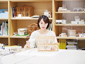 京都建築大学校