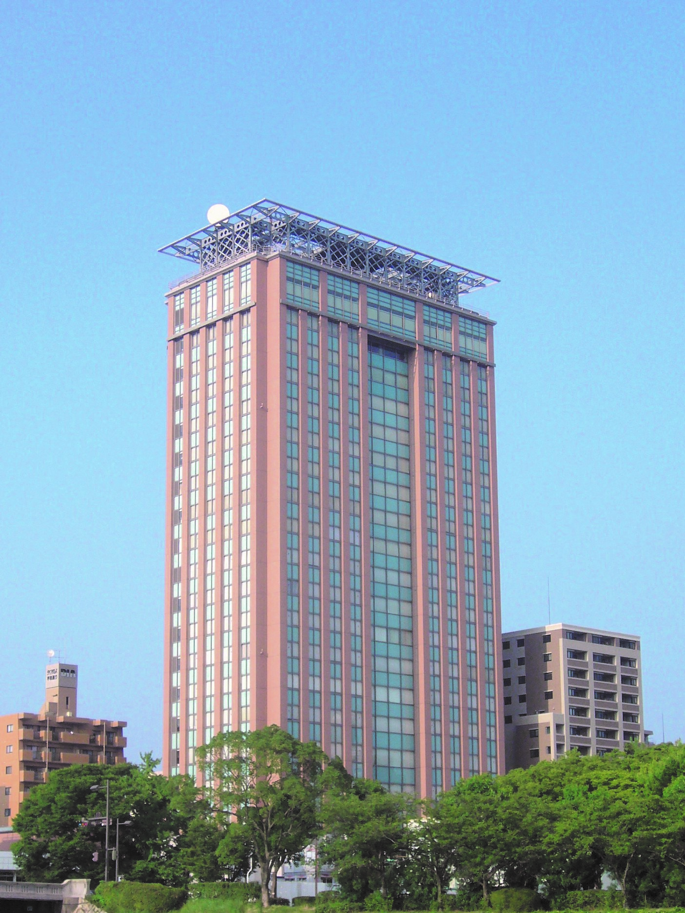 総合設備エンジニアリング企業