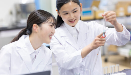 化学とは何を学ぶの？学べることや将来の仕事を紹介